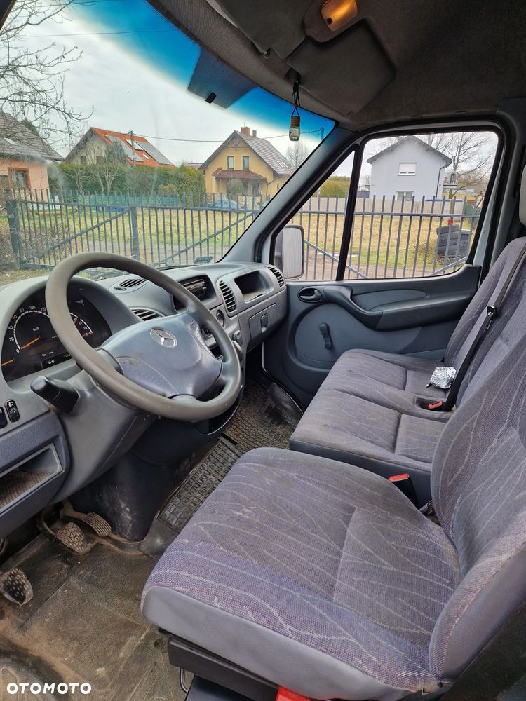 Mercedes-Benz Sprinter - 6