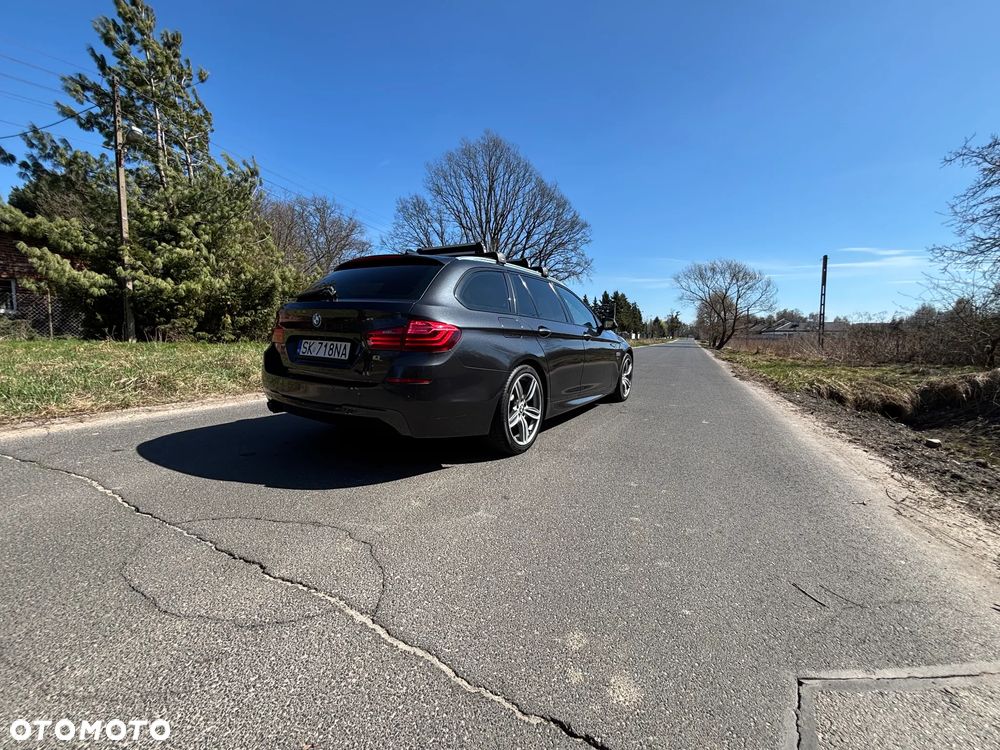 BMW Seria 5 520d xDrive - 9