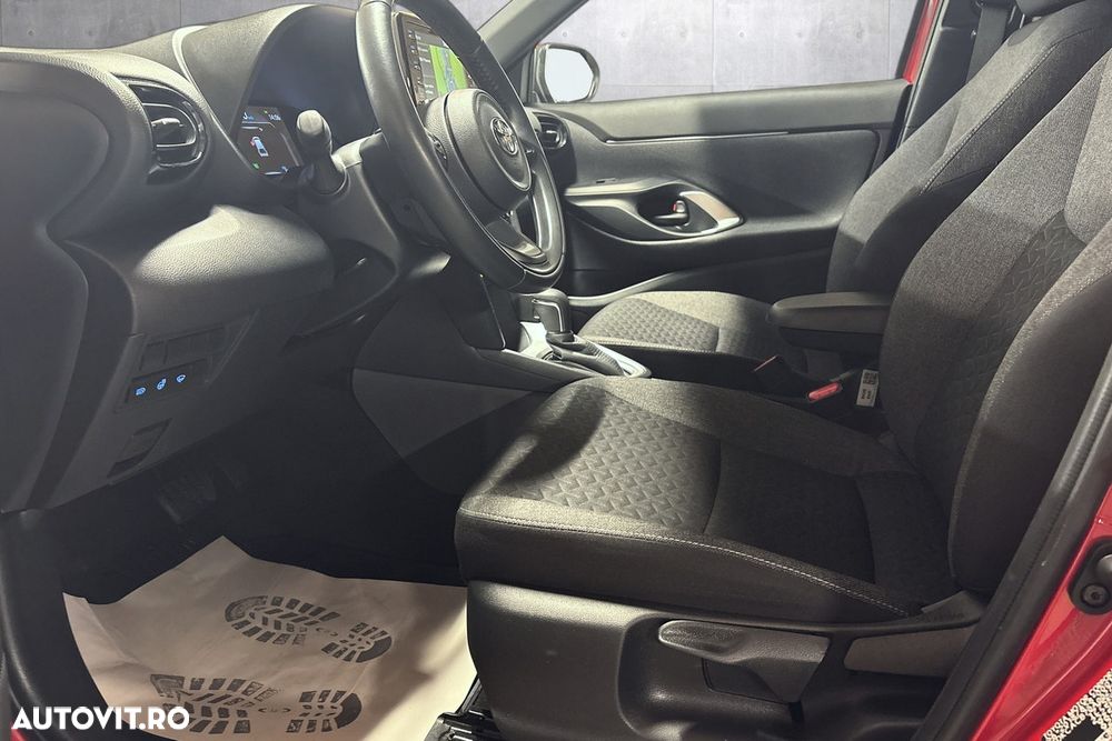 Toyota Yaris - 21