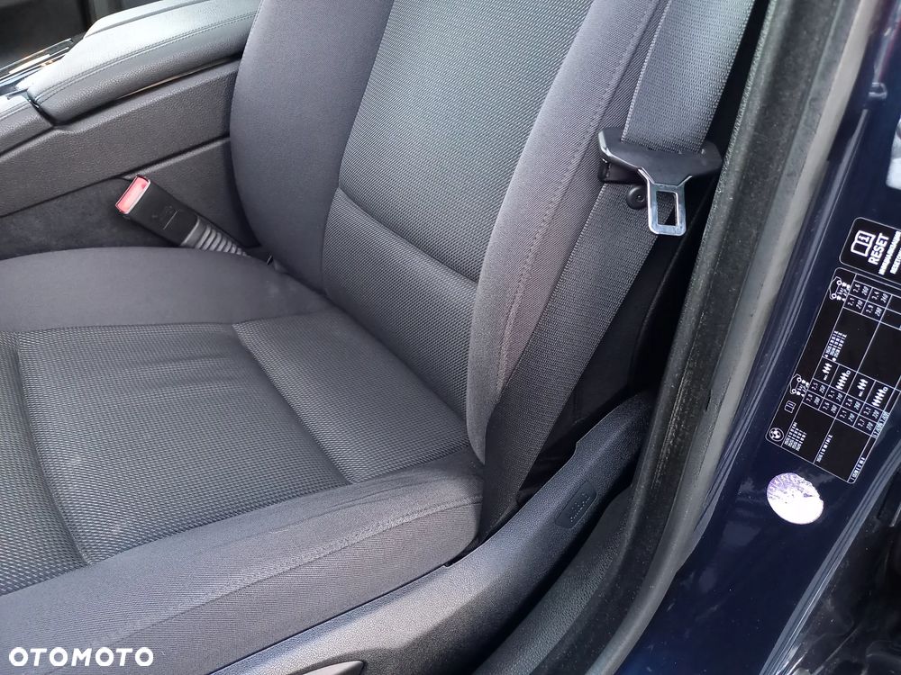 BMW Seria 5 520d - 34