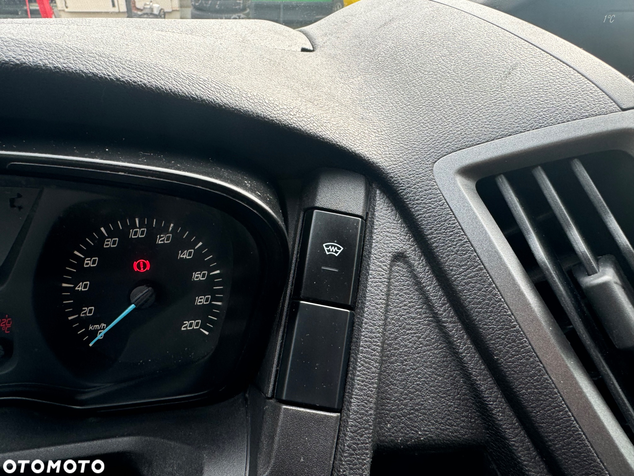 Ford Transit - 17