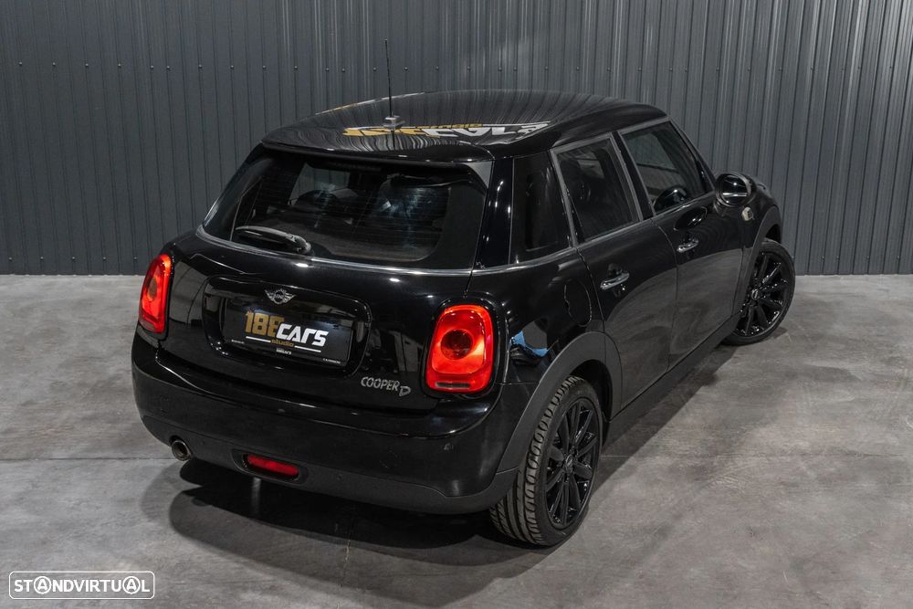 MINI 5 Portas Cooper D - 45