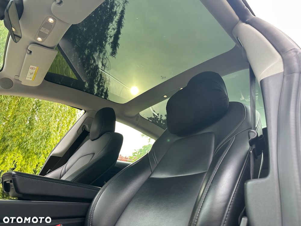 Tesla Model 3 - 15