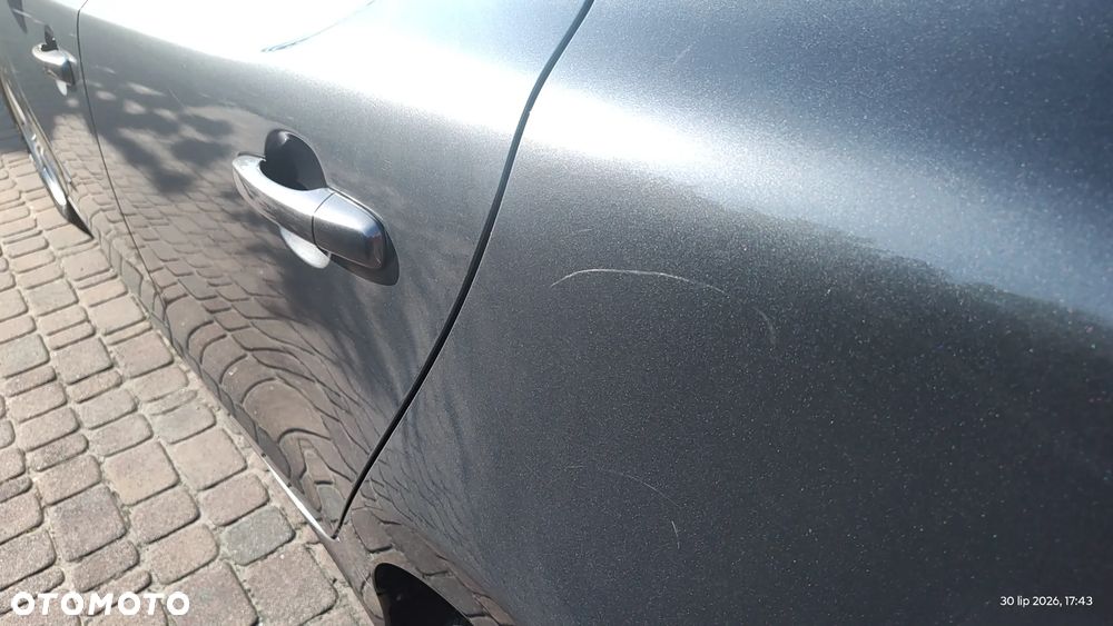 Volvo V40 T3 Momentum - 25
