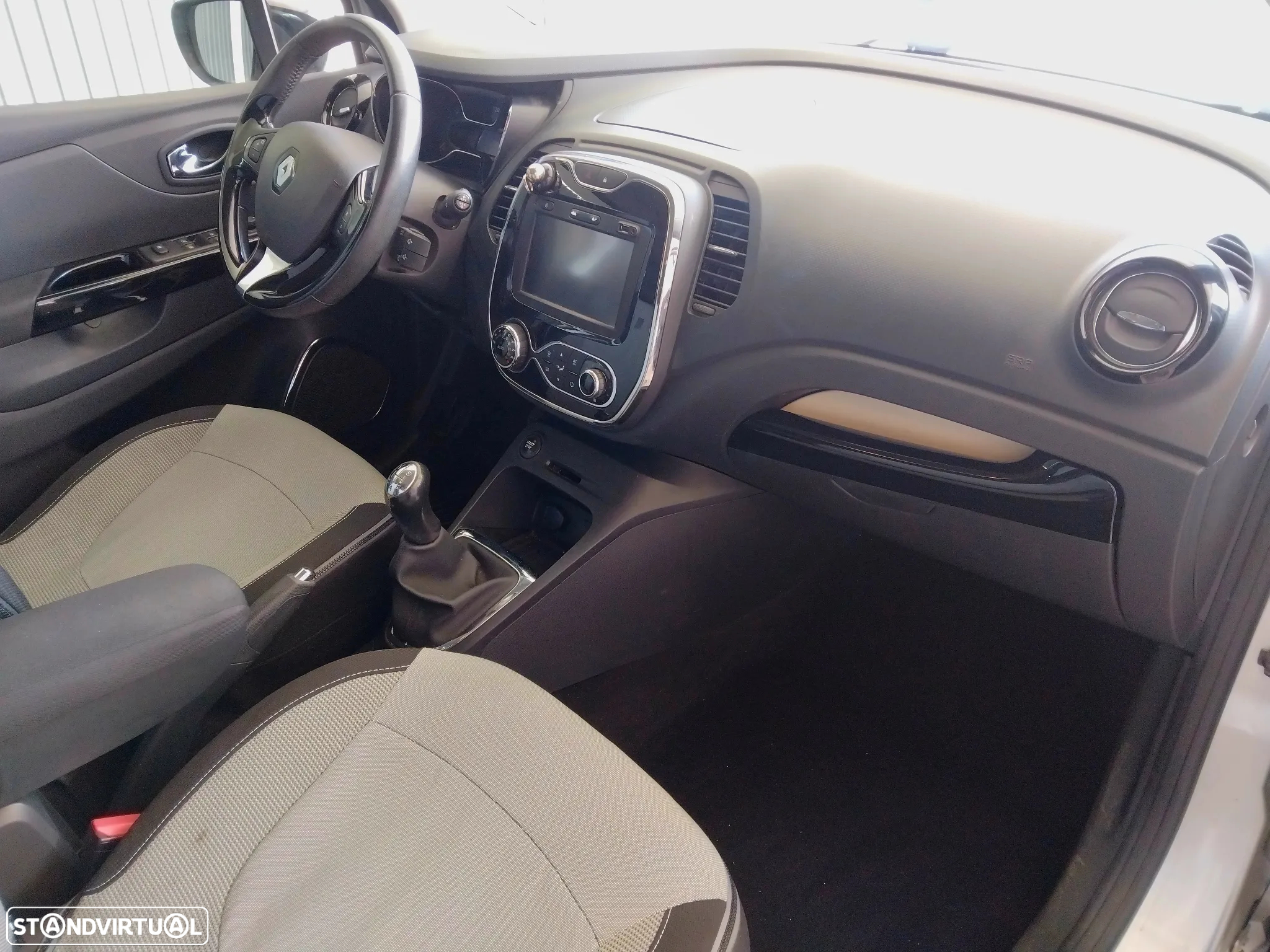 Renault Captur 0.9 TCE - 7