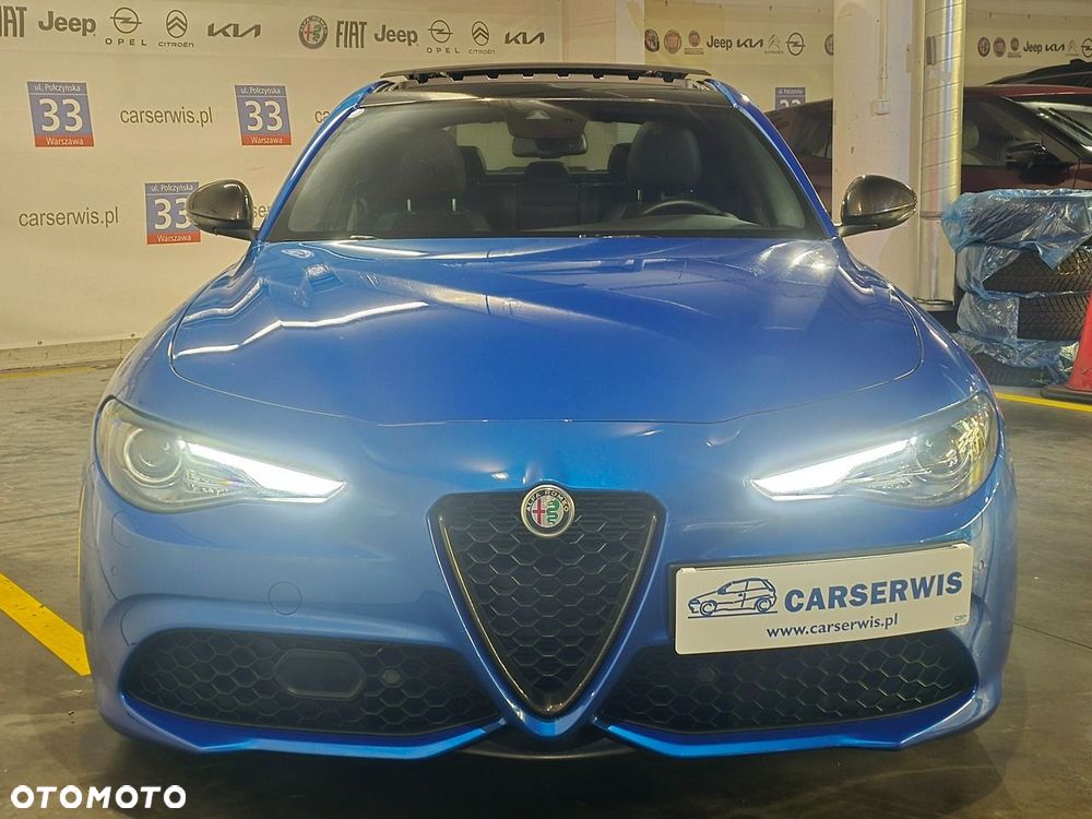 Alfa Romeo Giulia 2.0 Turbo 16V AT8-Q4 Estrema - 2