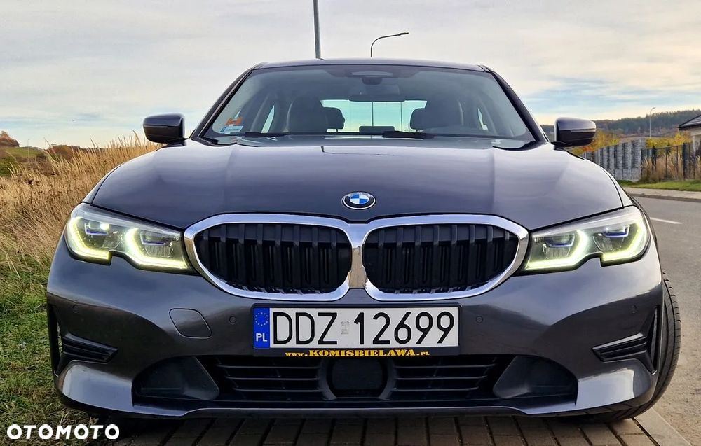 BMW Seria 3 320d xDrive Luxury Line - 5