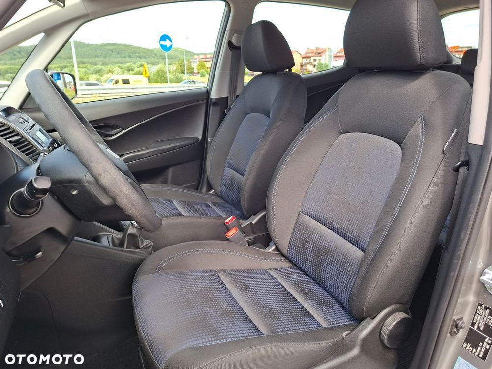 Hyundai ix20 - 13