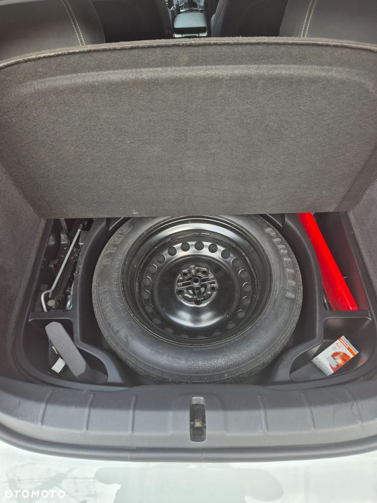 Volvo C30 D2 R-Design - 18