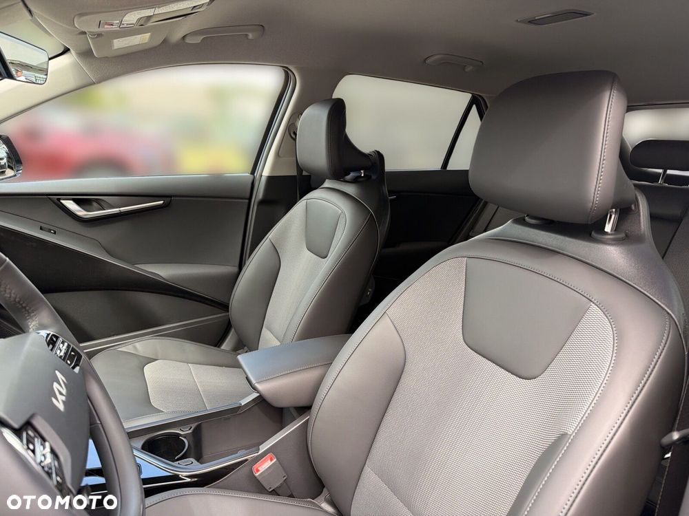 Kia Niro - 12