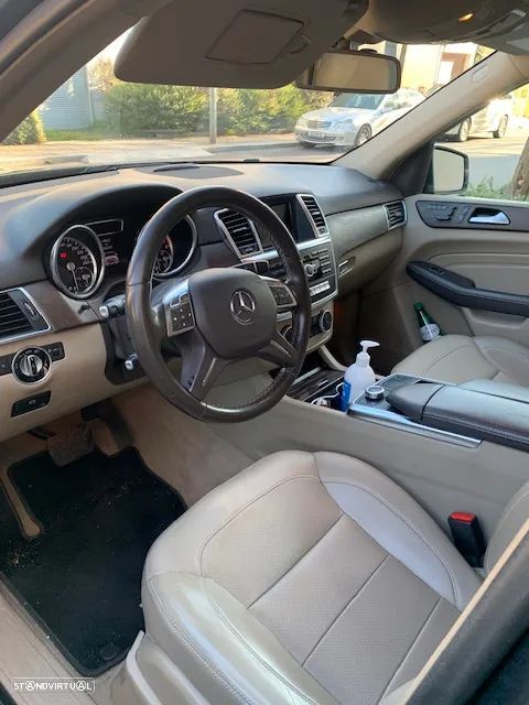 Mercedes-Benz 250 - 4