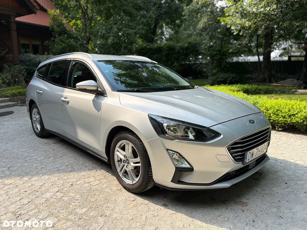 Ford Focus 1.0 EcoBoost Trend Edition - 11