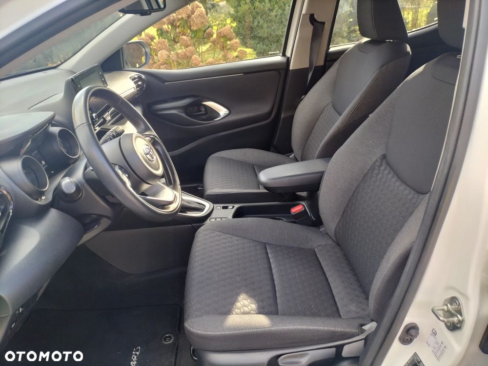 Toyota Yaris Hybrid 1.5 Executive - 25