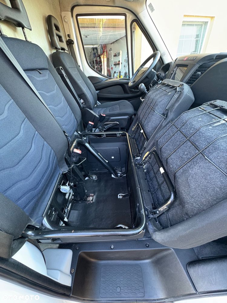 Iveco Daily 35S20 - 11
