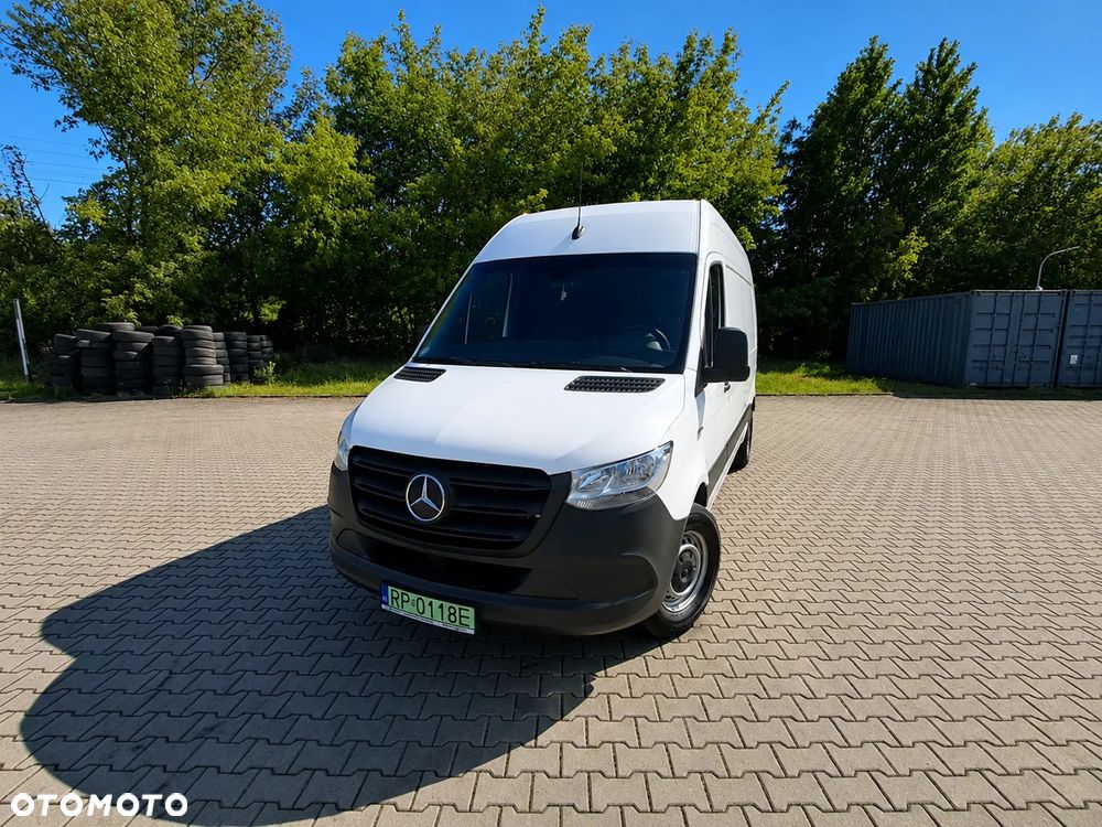 Mercedes-Benz Esprinter - 2