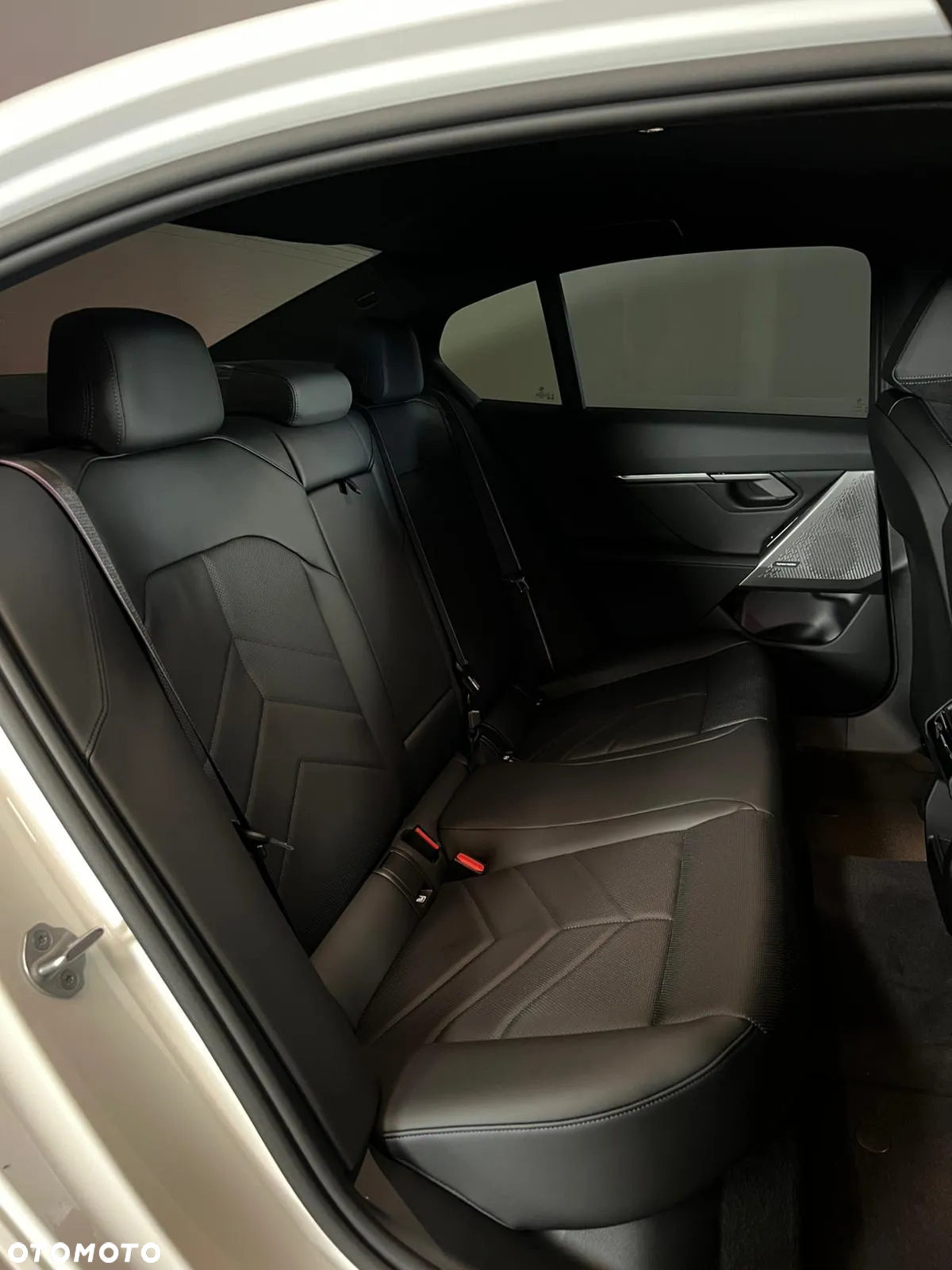 BMW Seria 5 - 26