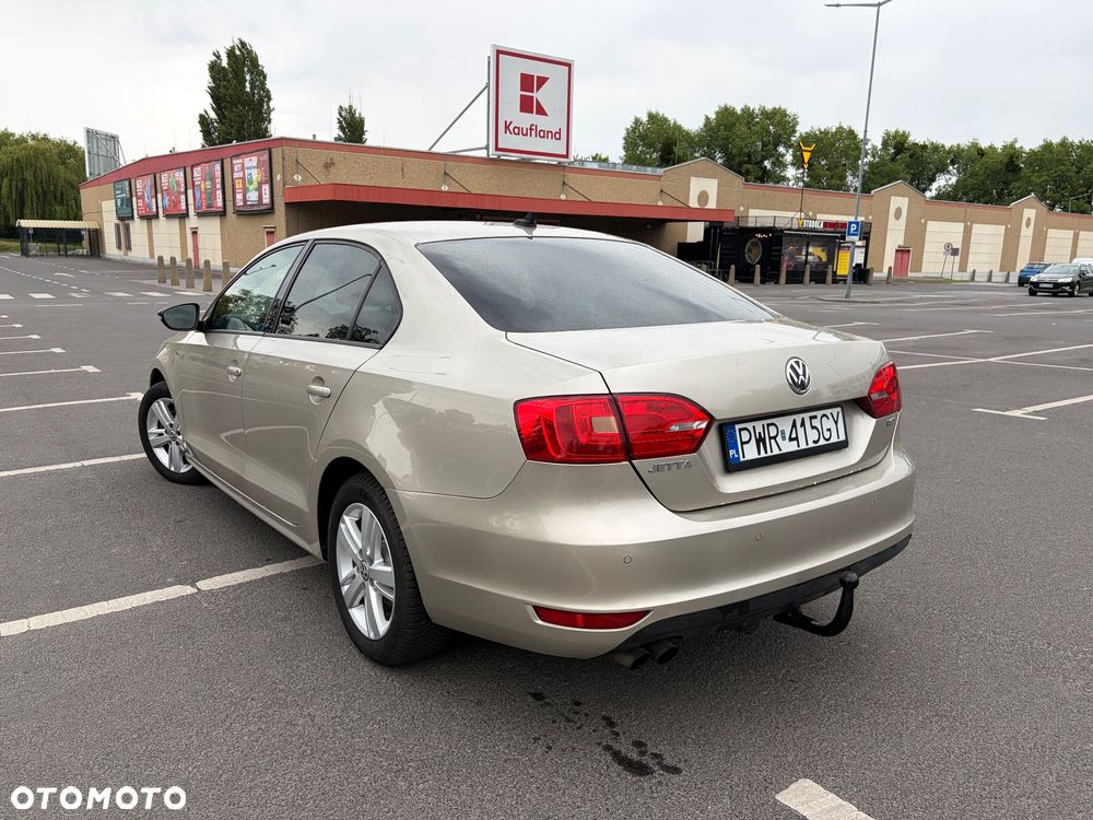 Volkswagen Jetta 1.4 TSI DSG Match - 4