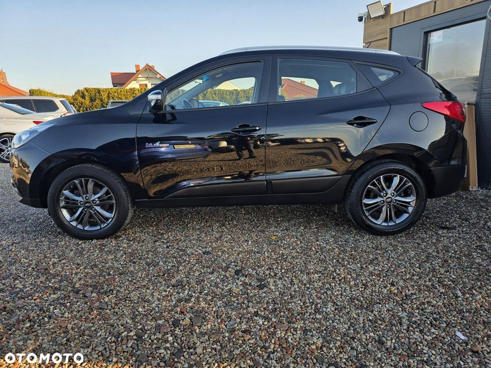 Hyundai ix35 1.6 2WD Fifa World Cup Edition - 11
