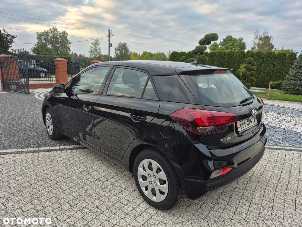 Hyundai i20 - 10