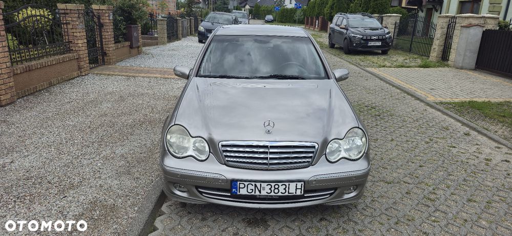 Mercedes-Benz Klasa C 180 Kompressor Automatik Avantgarde - 2