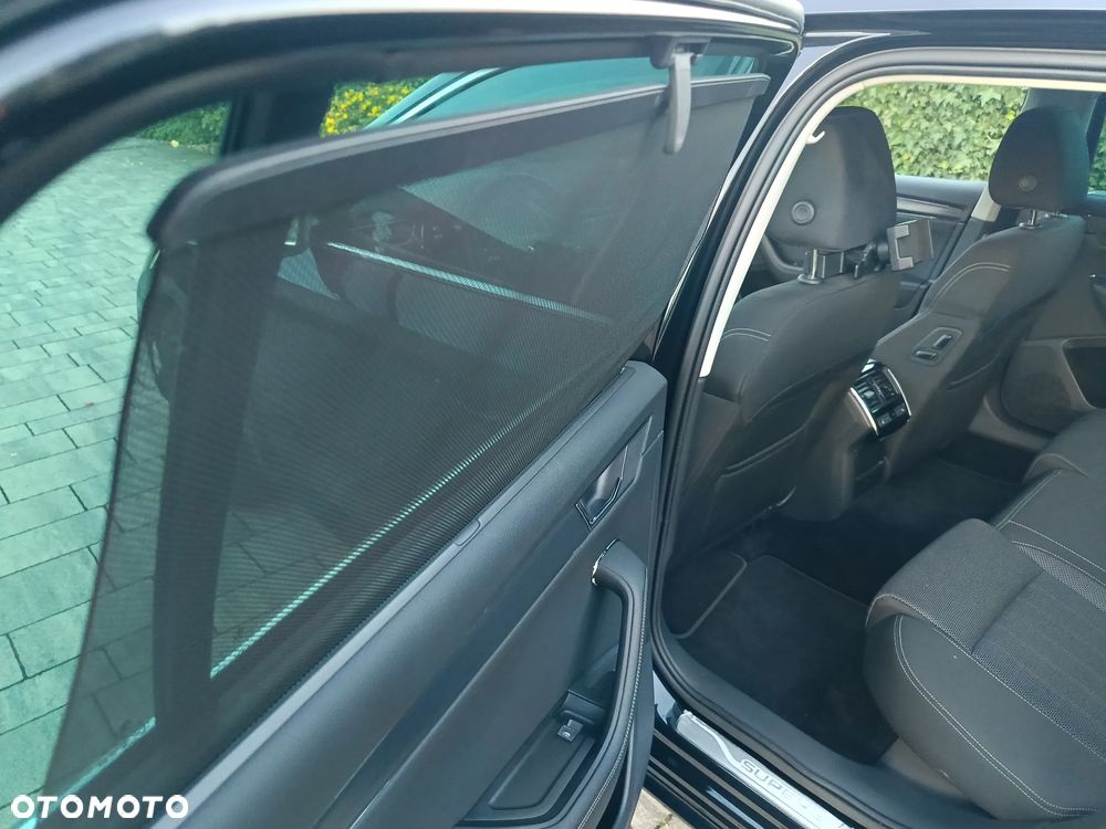 Skoda Superb 2.0 TDI DSG Style - 33