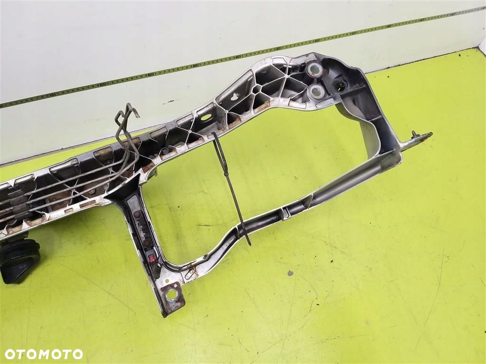 Pas przedni wzmocnienie Dodge Magnum 2004-2008 - 3