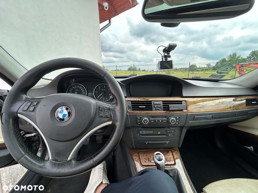 BMW Seria 3 330d DPF - 12