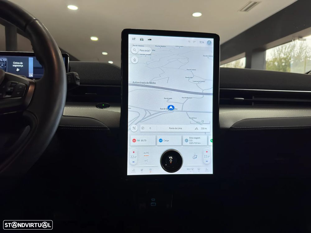 Ford Mustang Mach-E AWD PREMIUM - 14