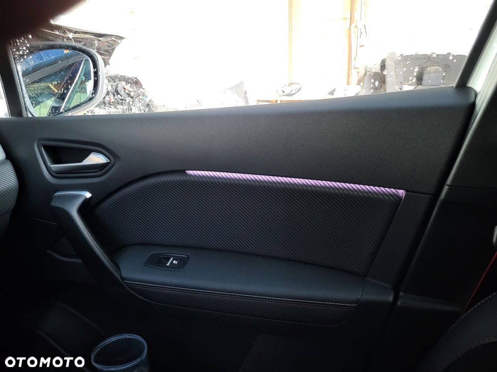 Renault Captur 1.3 TCe mHEV R.S Line EDC - 40