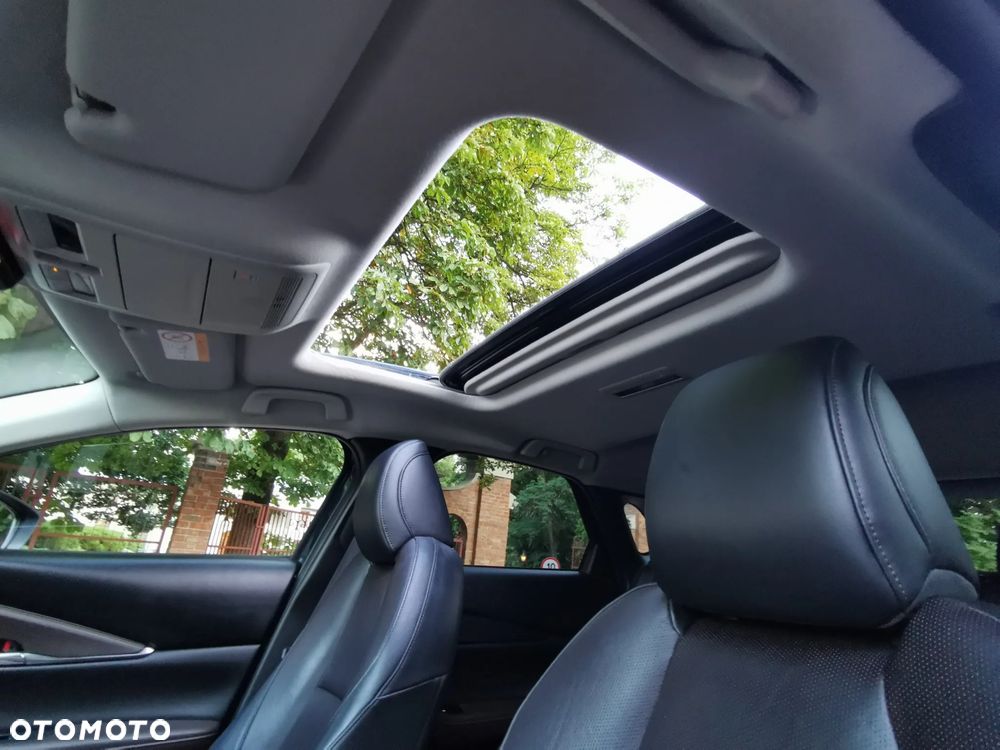 Mazda CX-30 SKYACTIV-X 2.0 M-Hybrid - 32