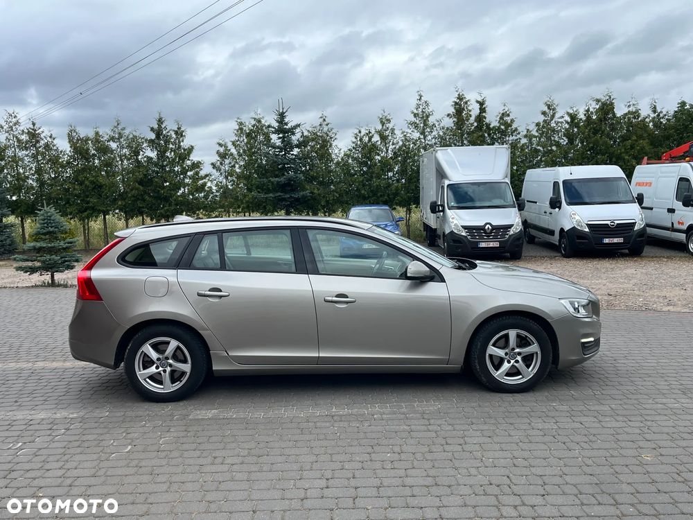Volvo V60 D2 Drive-E Summum - 3