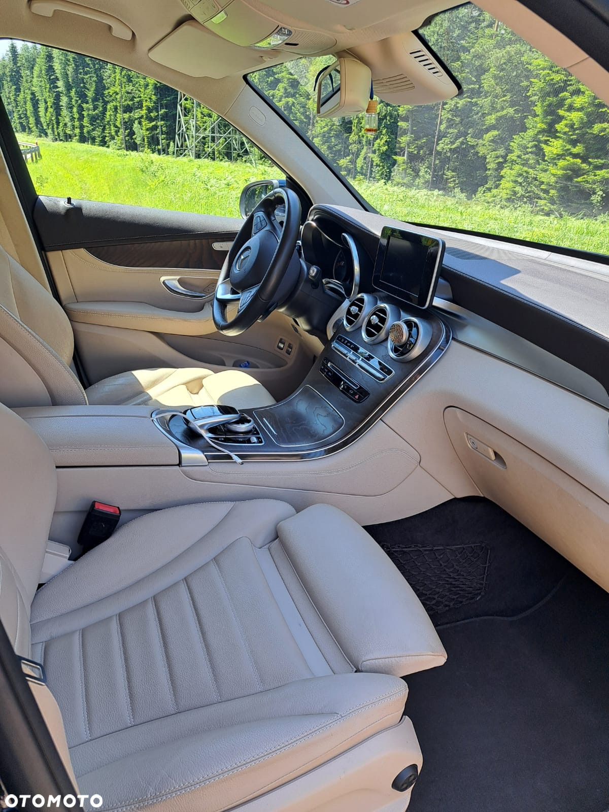 Mercedes-Benz GLC 250 4-Matic - 4