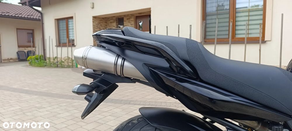 Yamaha FZ6 - 24