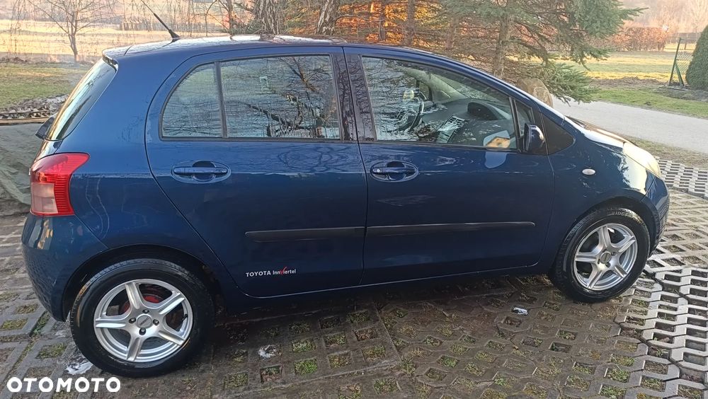 Toyota Yaris 1.0 Luna A/C - 1