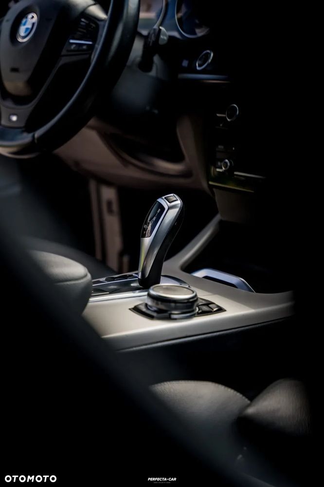 BMW X3 xDrive20d - 8