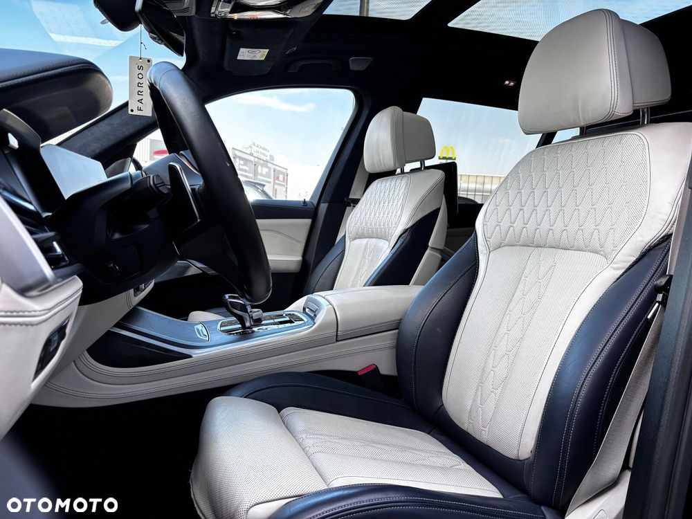 BMW X7 M50d sport - 10