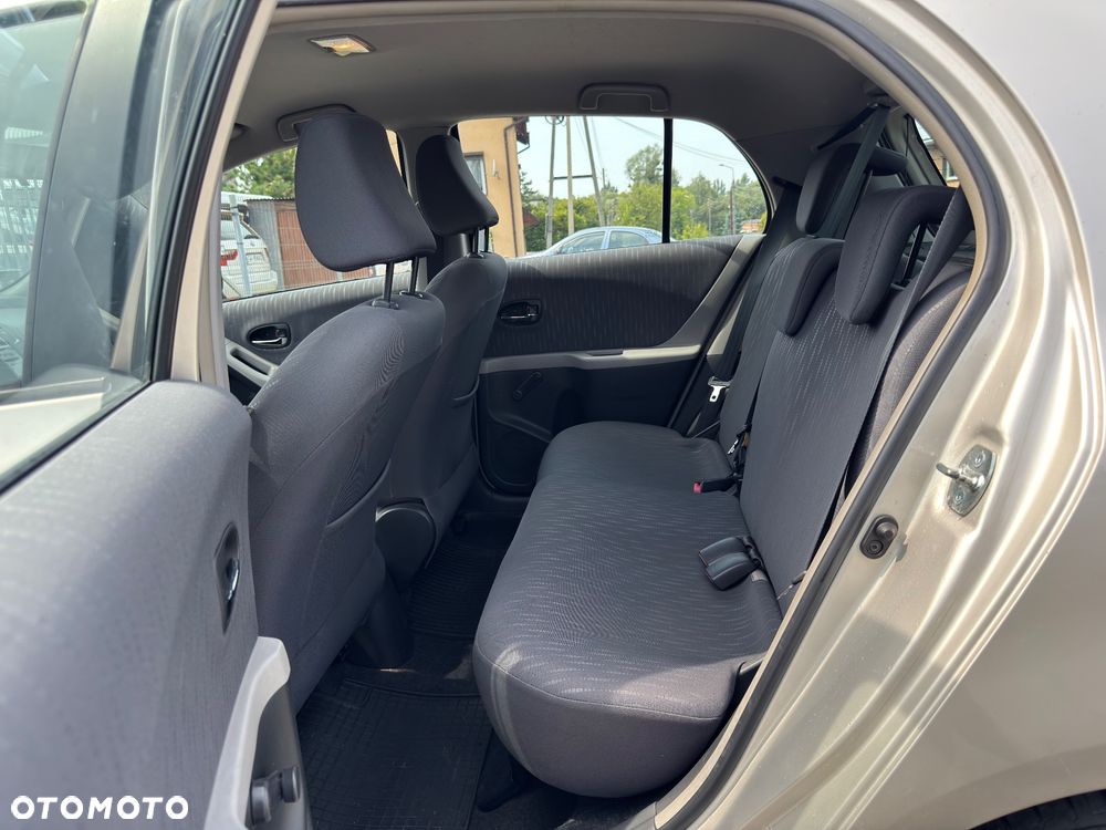 Toyota Yaris 1.33 Sol - 21