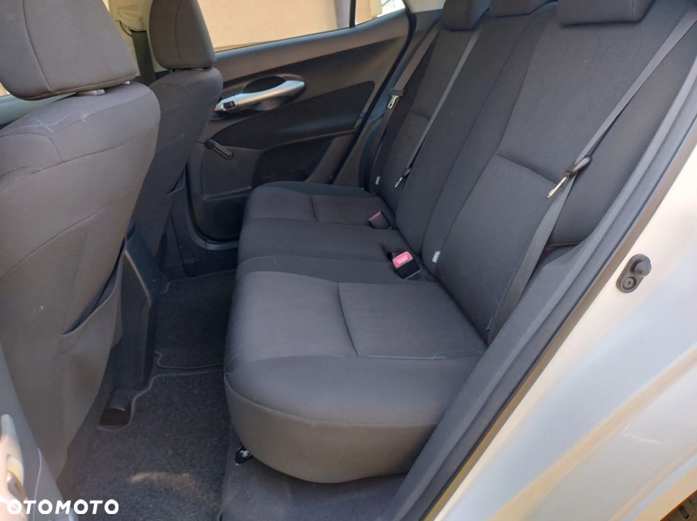 Toyota Auris 1.6 Club - 23