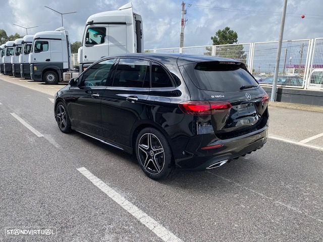 Mercedes-Benz B 180 d - 4
