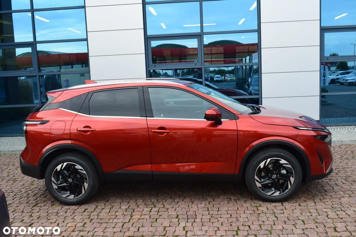 Nissan Qashqai 1.3 DIG-T mHEV N-Connecta Xtronic - 3
