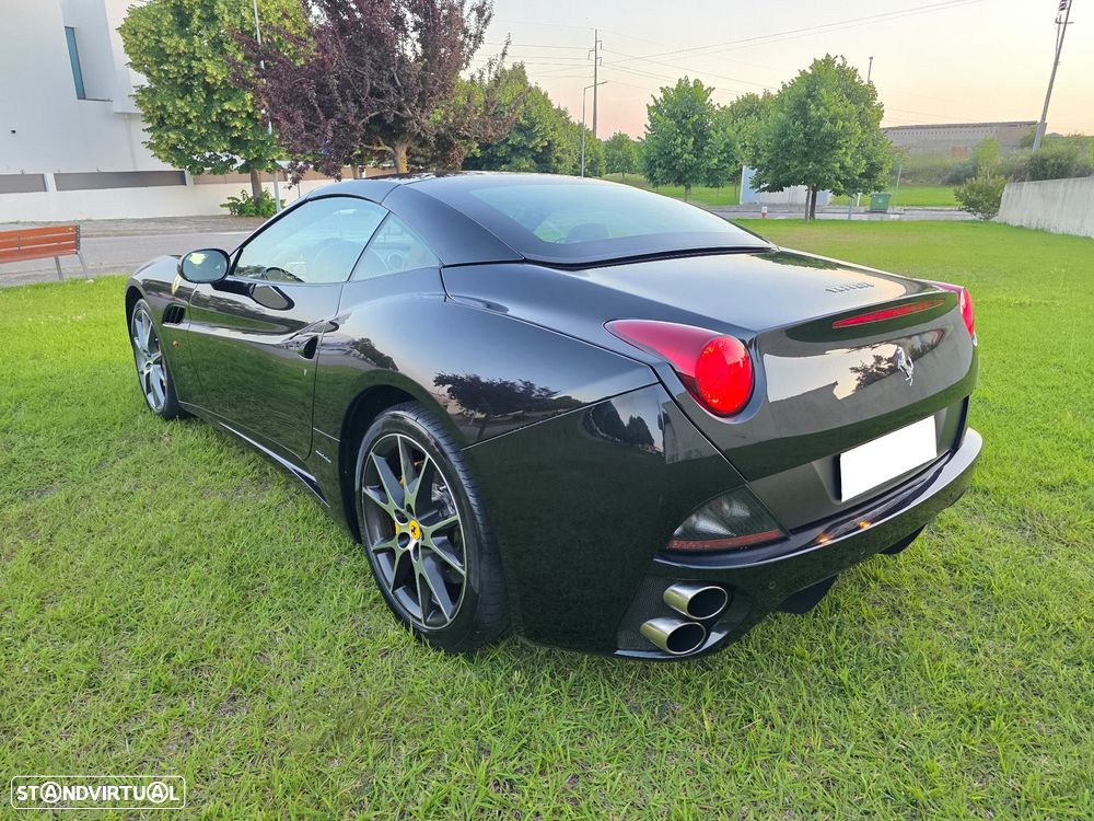 Ferrari California - 10