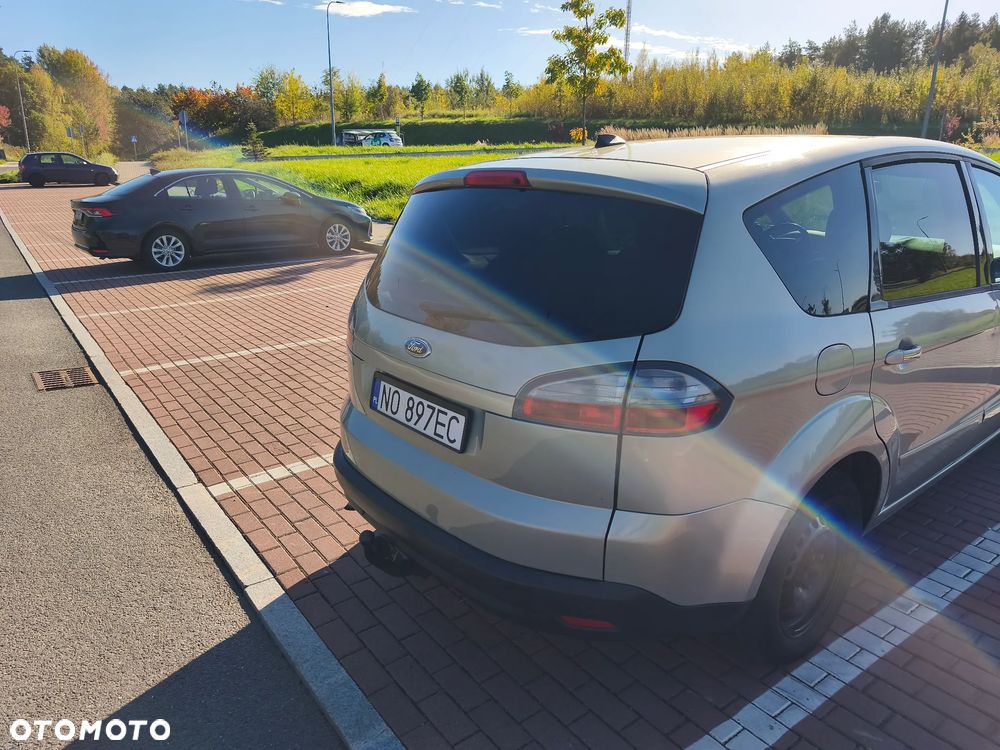 Ford S-Max - 4
