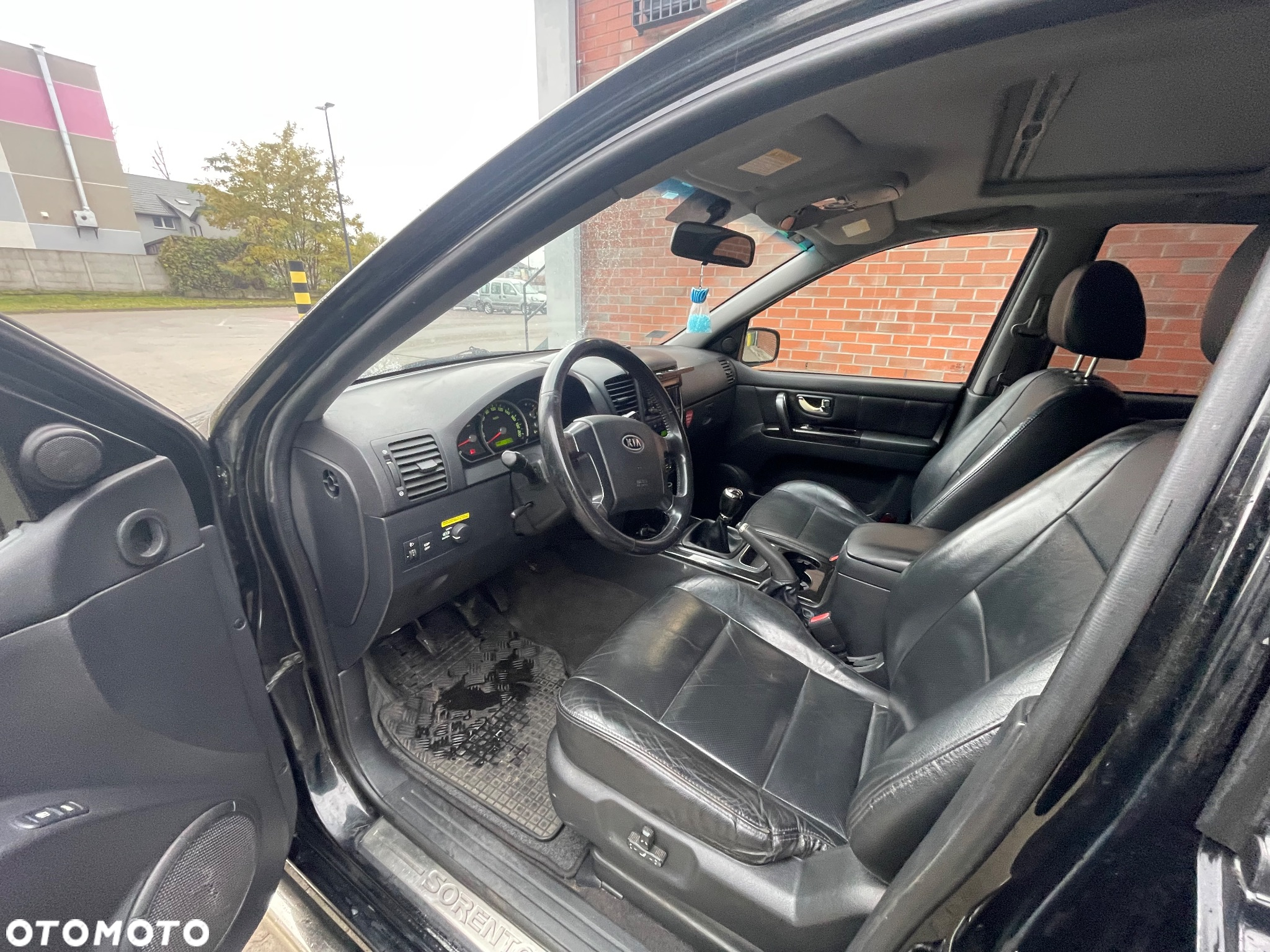 Kia Sorento - 11