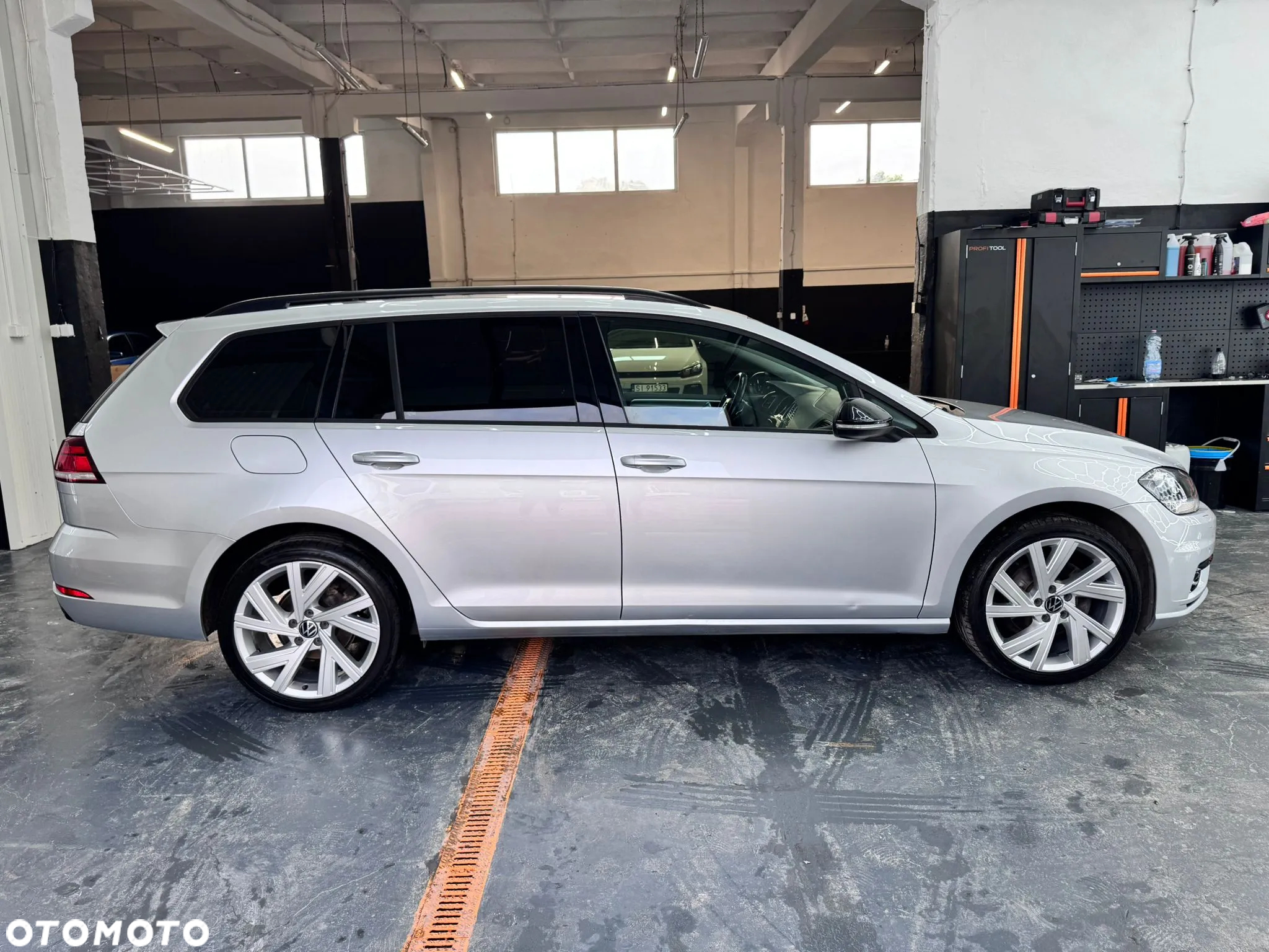 Volkswagen Golf VII 1.6 TDI BMT Trendline - 9