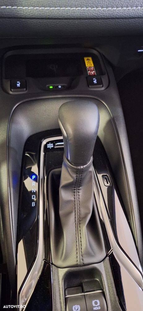 Toyota Corolla 1.8 HSD Business - 5