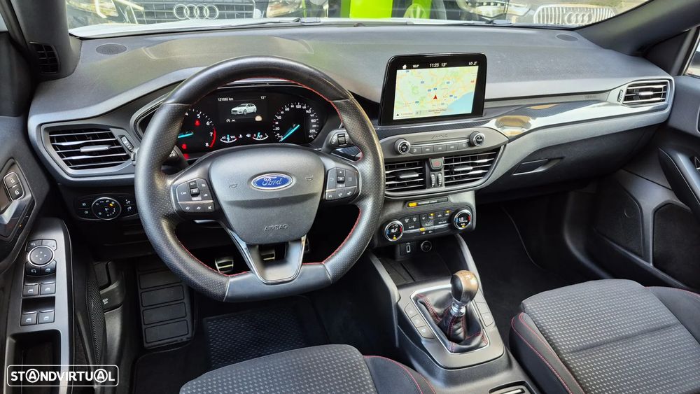 Ford Focus SW 1.0 EcoBoost ST-Line - 6