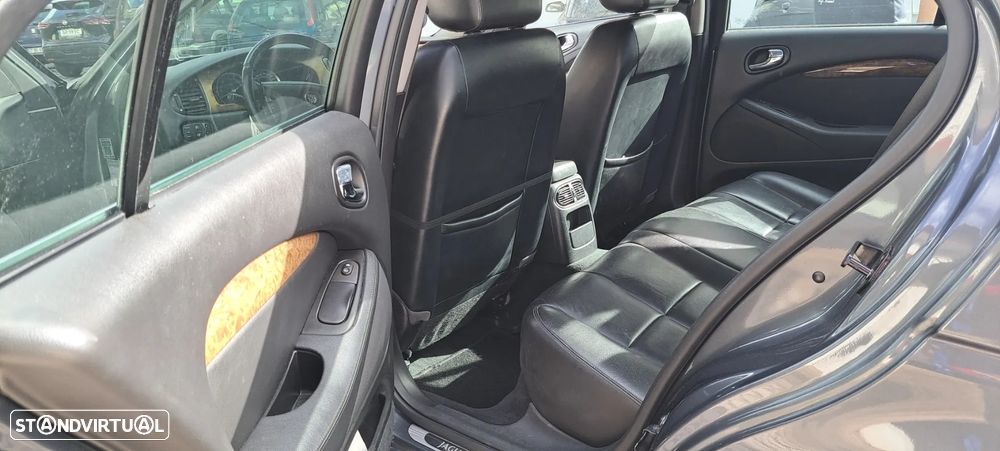 Jaguar S-Type 2.7 D V6 Classic - 18