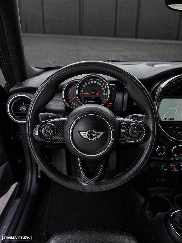 MINI 5 Portas Cooper D Aut. - 5