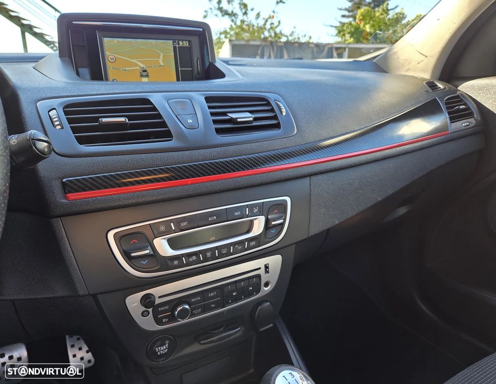 Renault Mégane Sport Tourer 1.5 dCi GT Line SS - 15