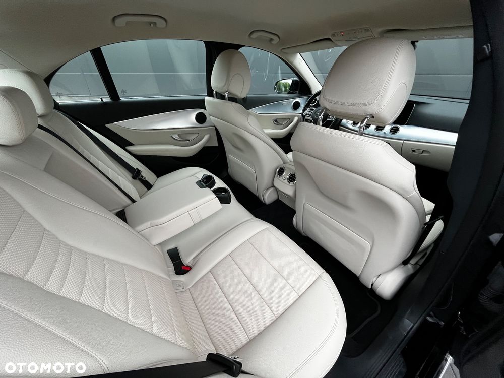 Mercedes-Benz Klasa E 200 d Business Edition 9G-TRONIC - 22